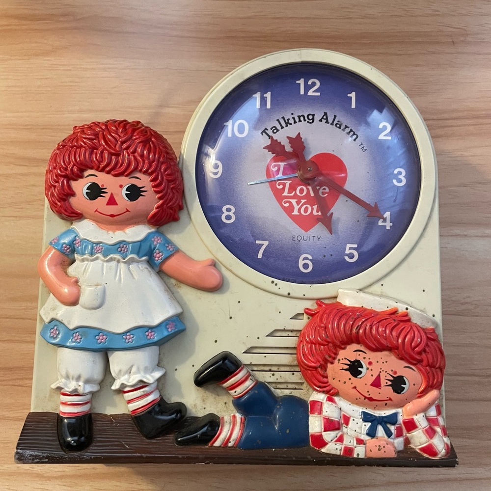 Vintage Raggedy Ann & Andy “I Love You” Alarm Clock.
